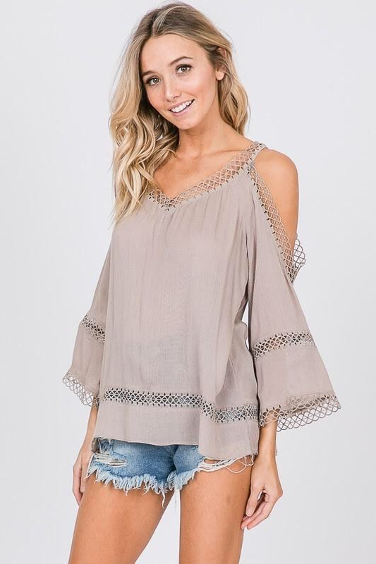 DELIA COLD SHOULDER CROCHET TOP – HER STORY CLOTHING CO
