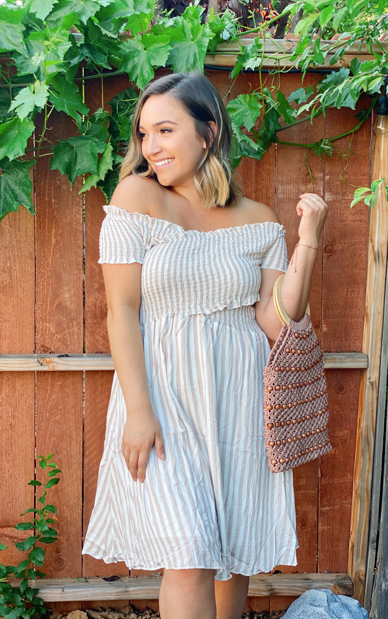 Happy holly sanna dress striped hotsell