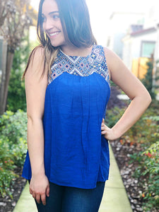 EMBROIDERY STELLA TOP W/LACE UP BACK